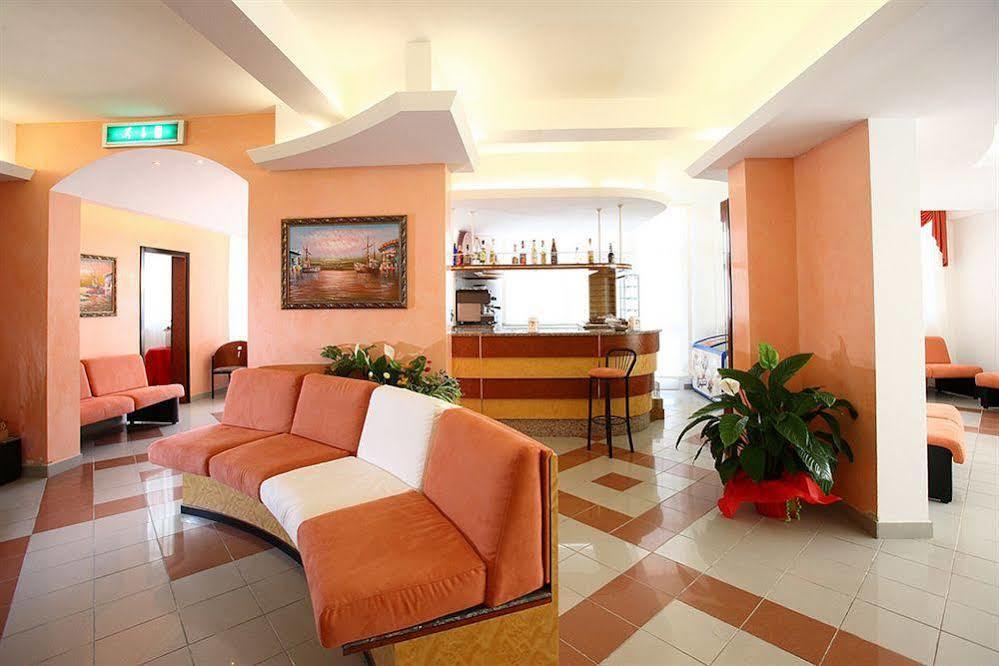 Miramare Inn Hotel Marotta Eksteriør bilde