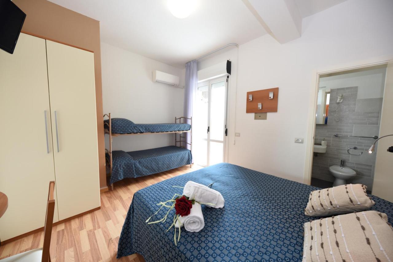 Miramare Inn Hotel Marotta Eksteriør bilde